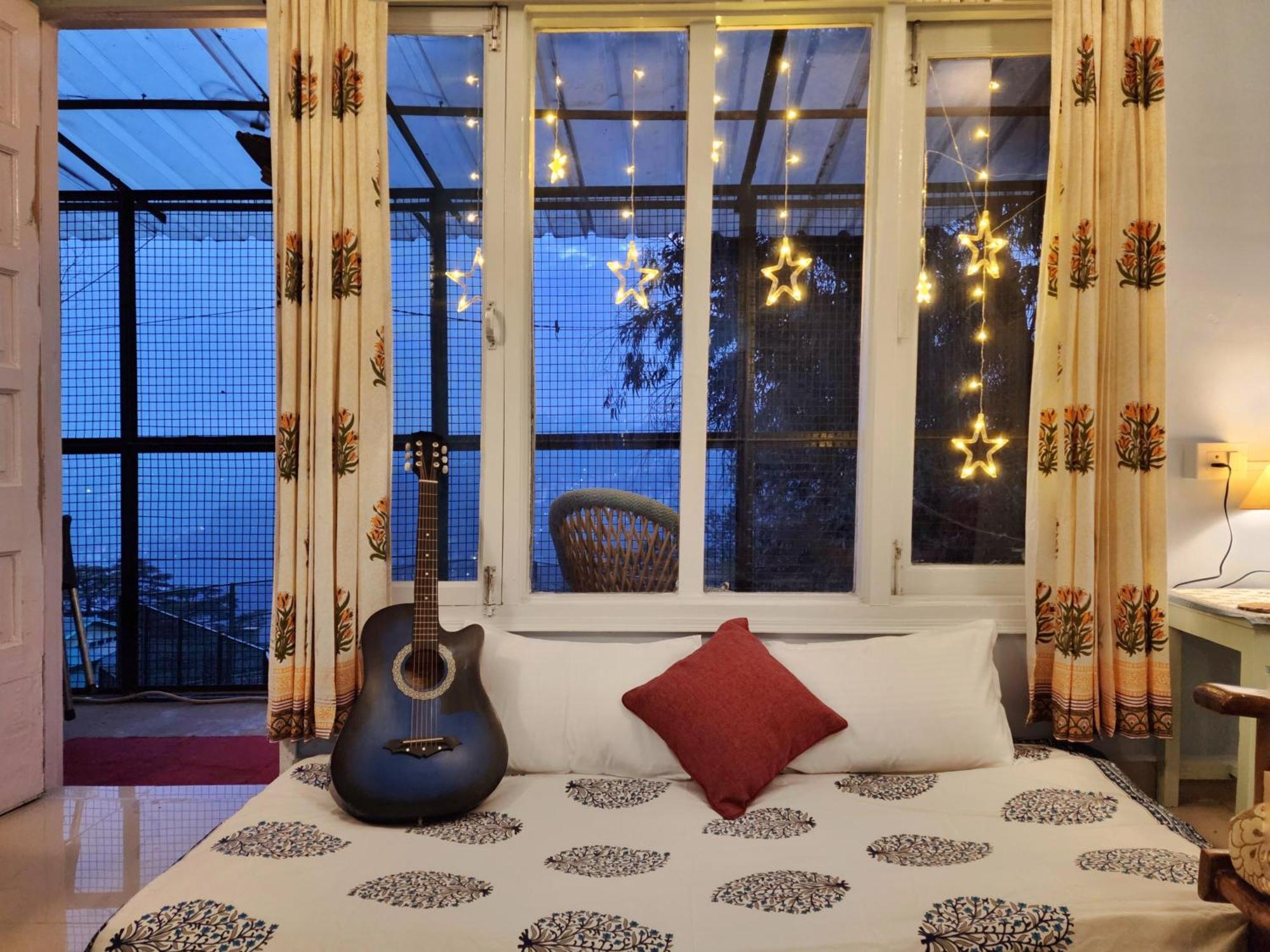 Aaram Baagh Simla Apartment Bagian luar foto