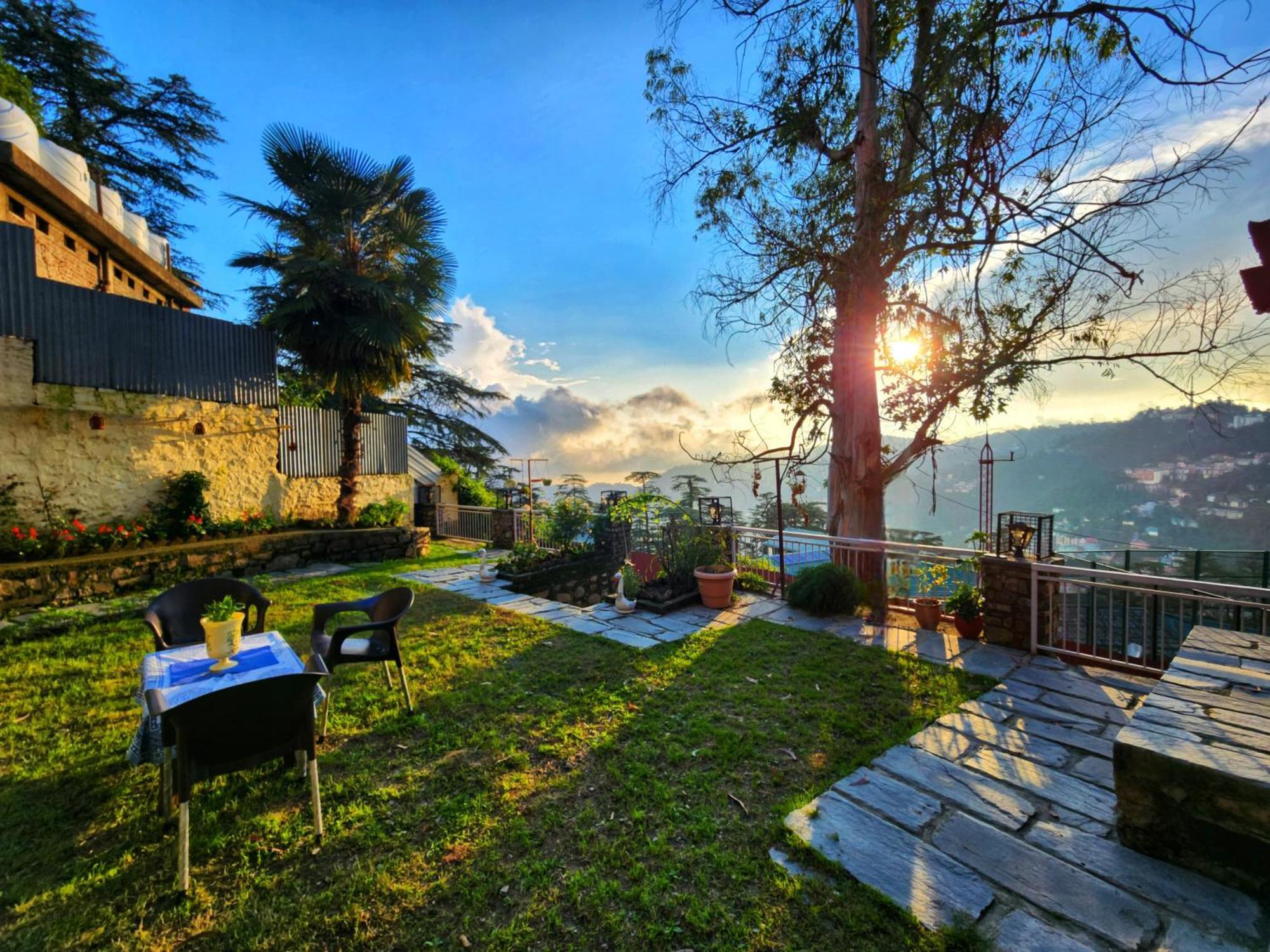 Aaram Baagh Simla Apartment Bagian luar foto