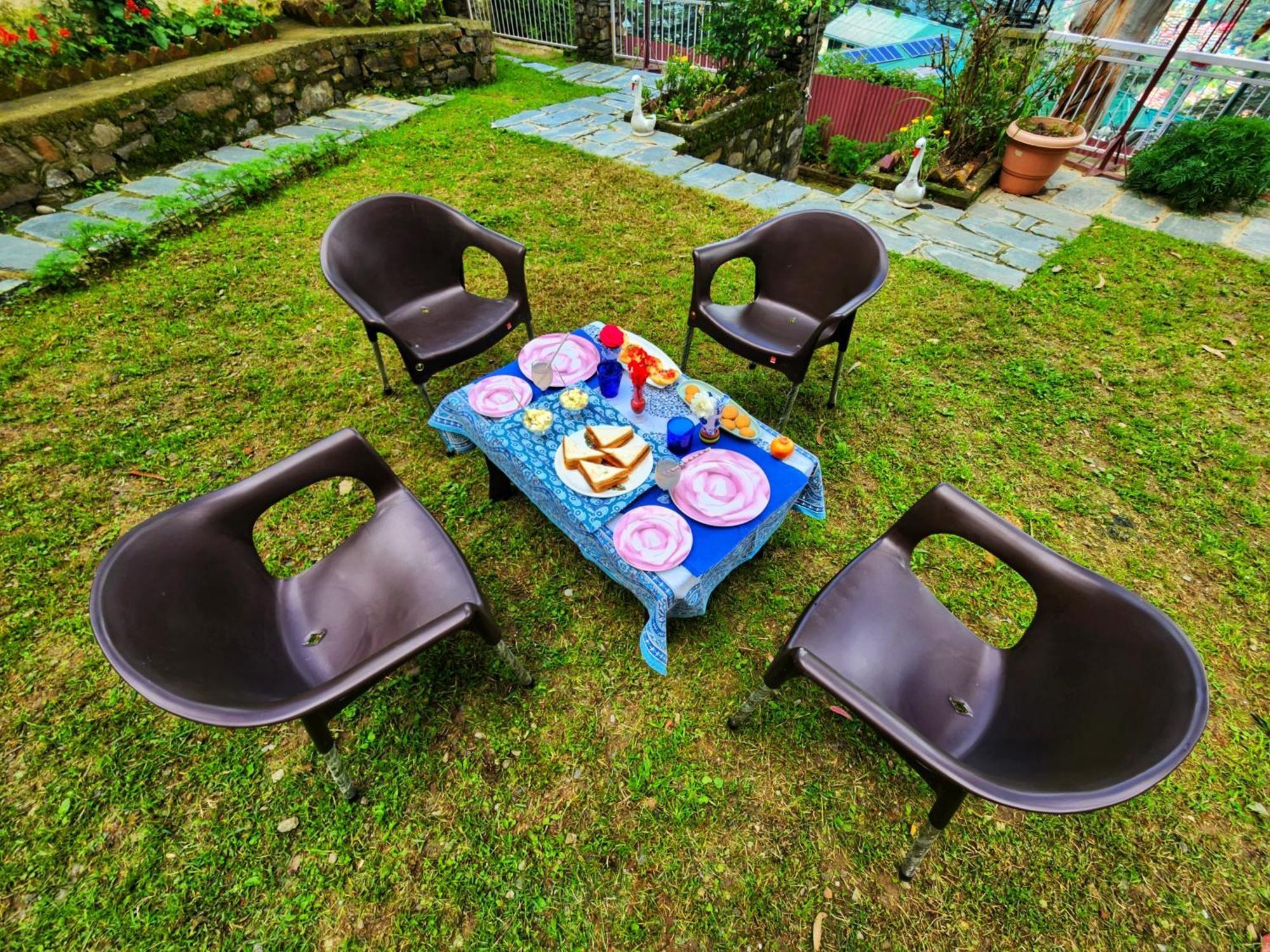 Aaram Baagh Simla Apartment Bagian luar foto